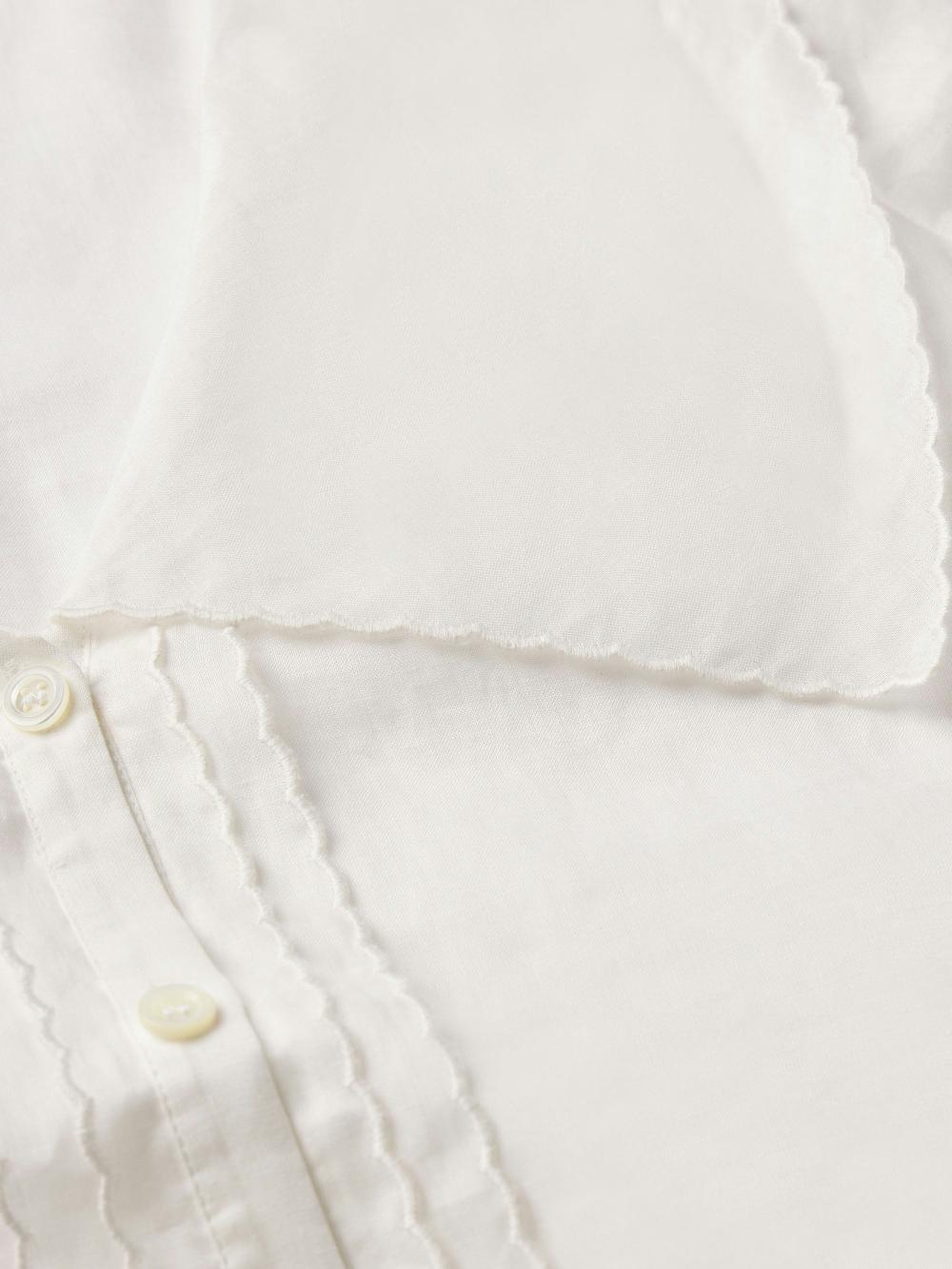 Frame The Scallop Sailor Blouse In White