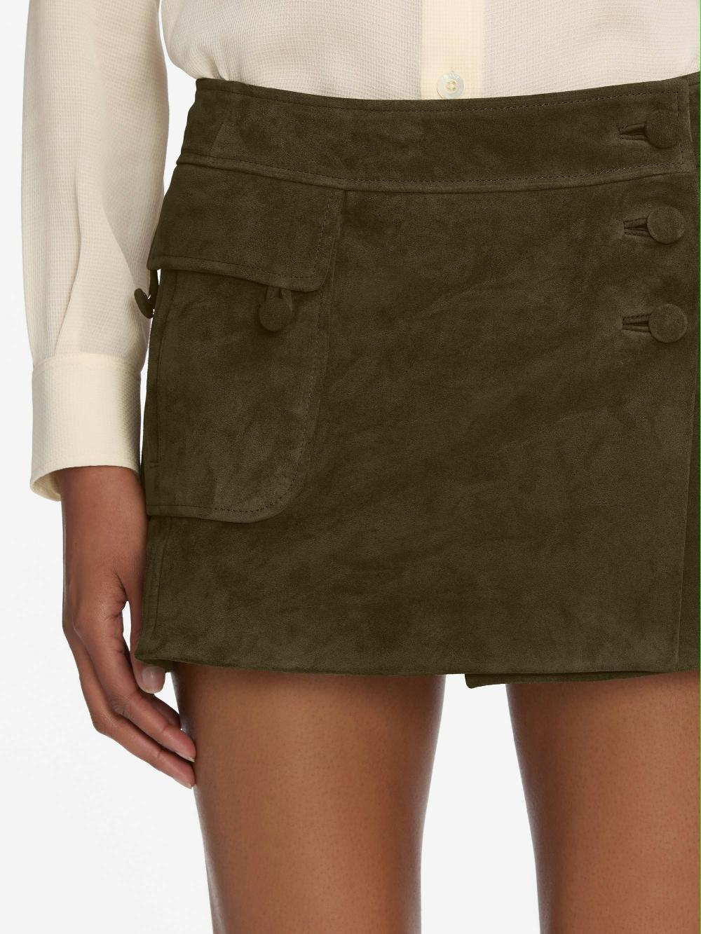 Frame The Suede Cargo Mini Skirt In Cypress