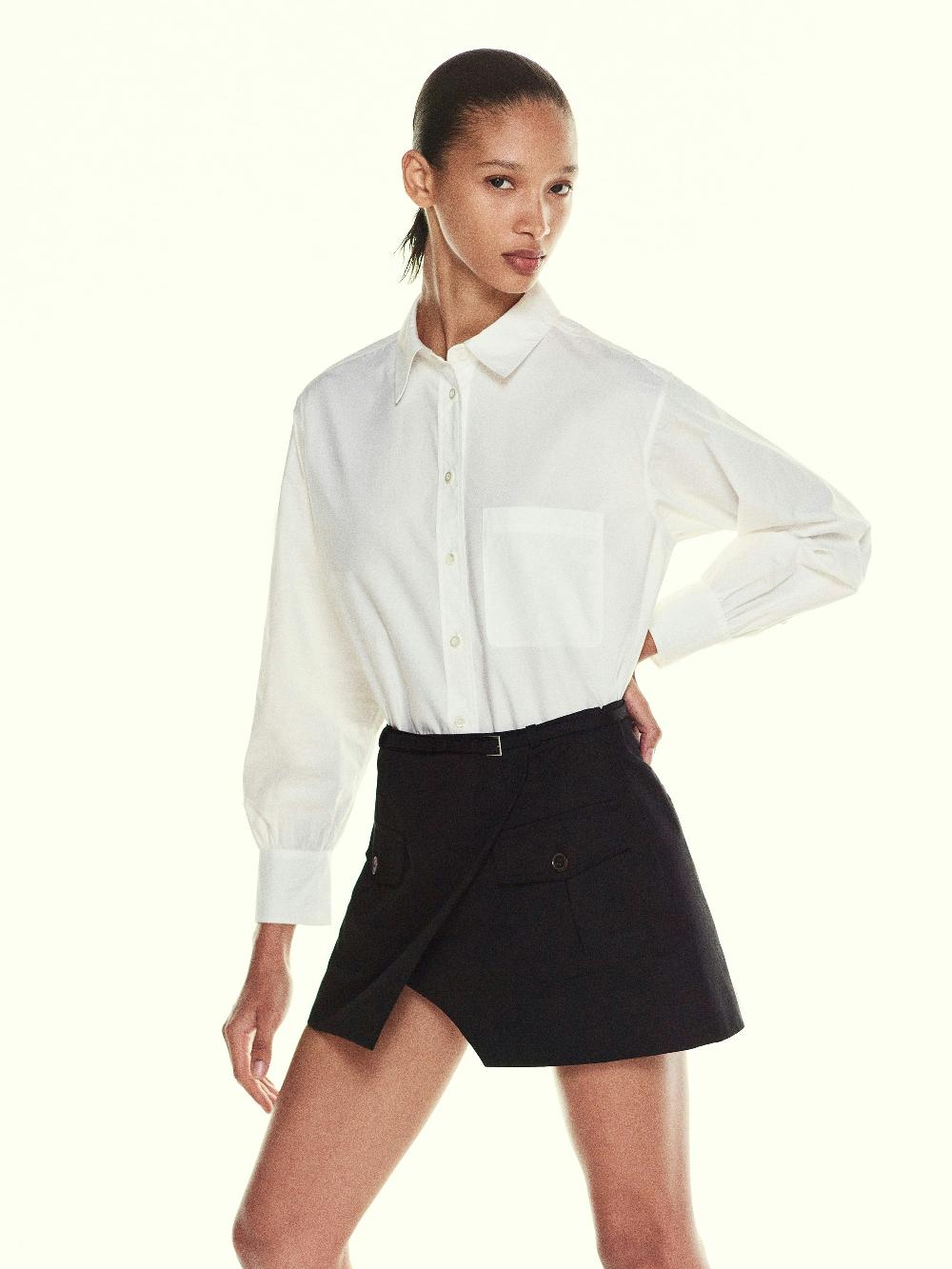 Frame The Utility Cargo Skirt In Black