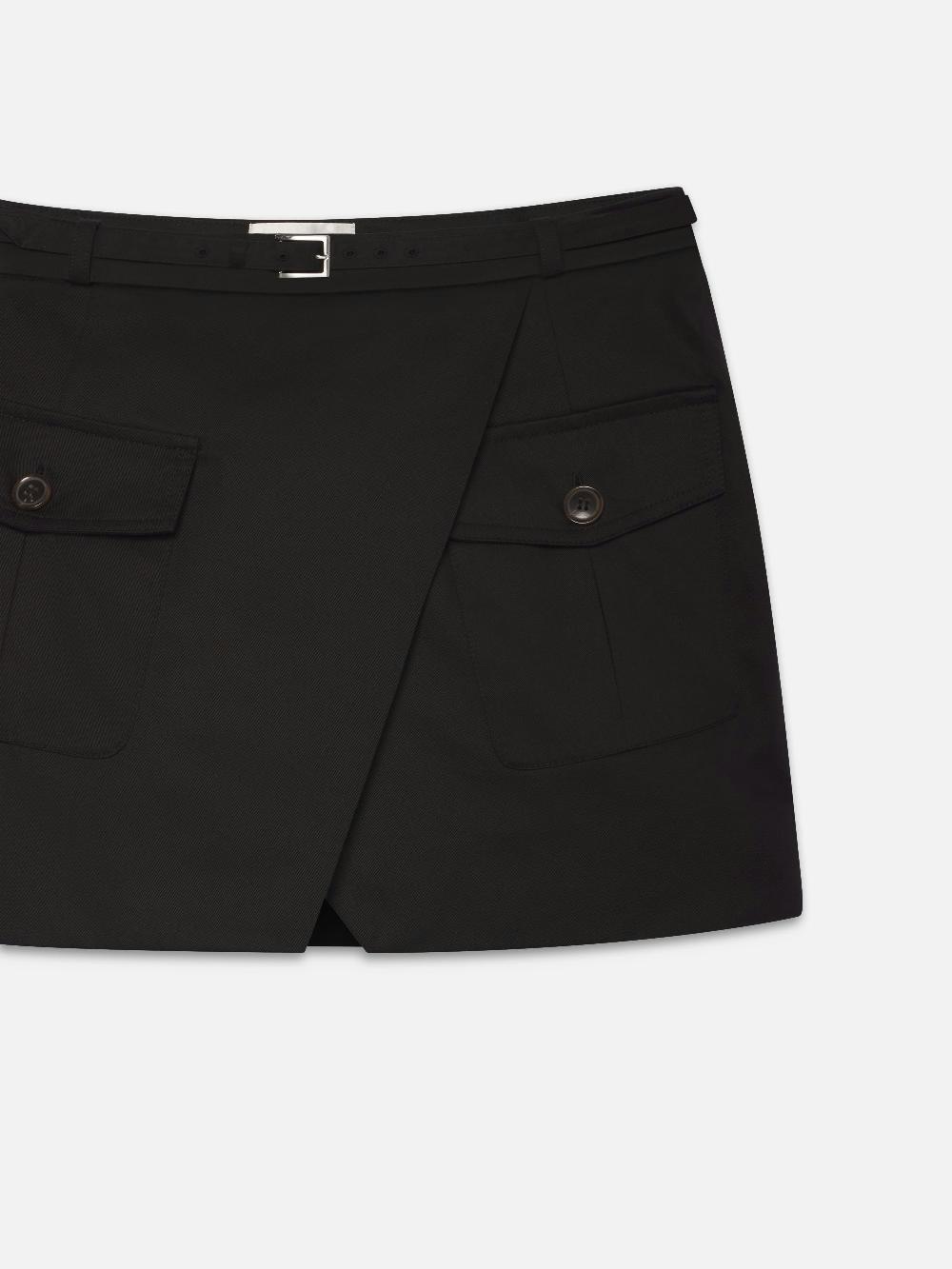 Frame The Utility Cargo Skirt In Black