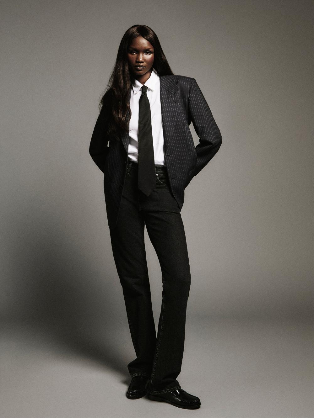 Frame The Vertical In Death Valley