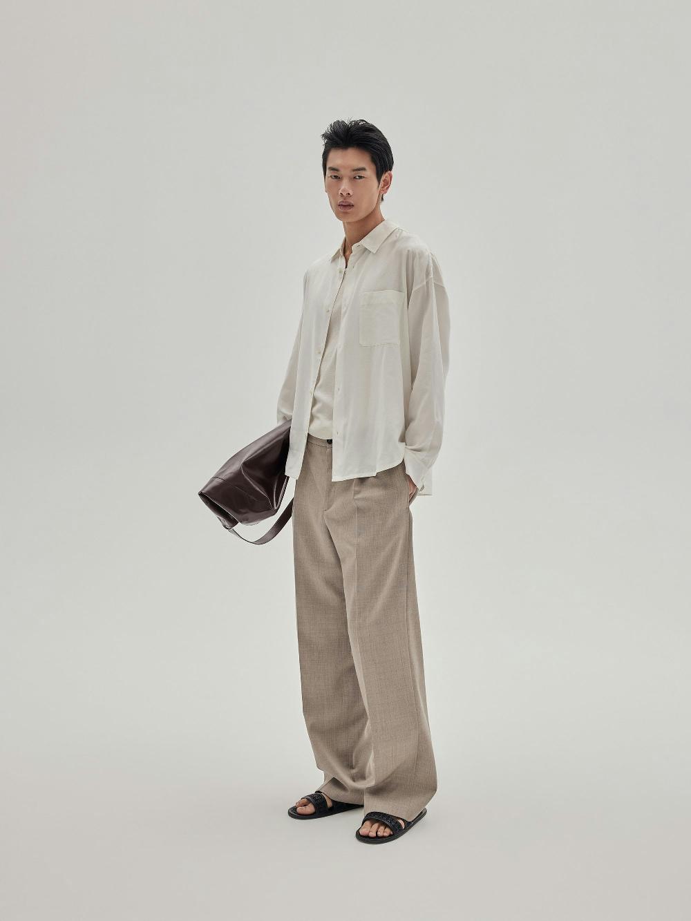 Frame Wide Leg Trousers In Vintage Khaki
