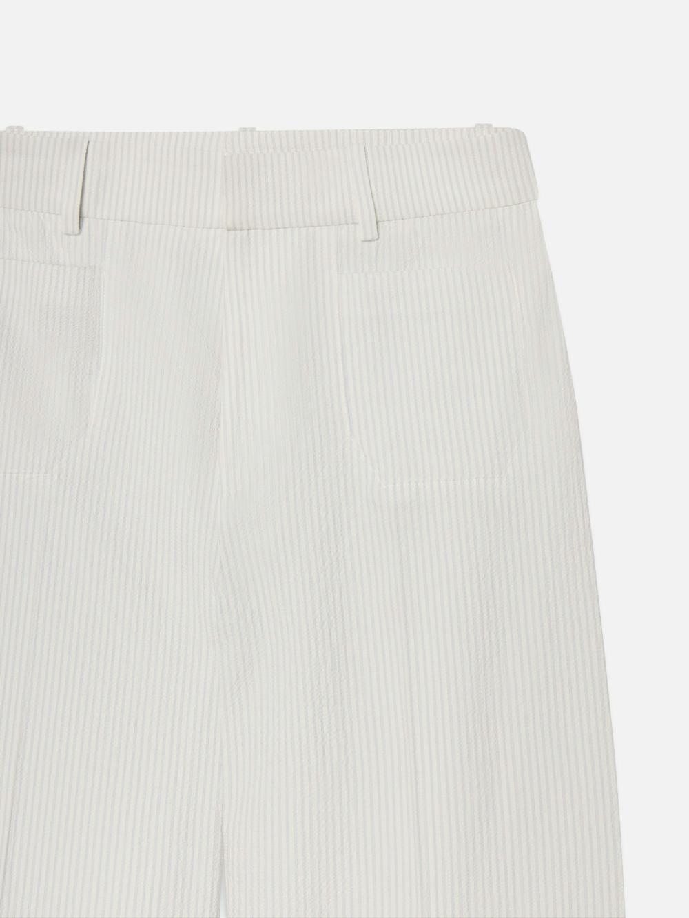 Frame The Seersucker Modernist Trouser In Light Chambray Multi