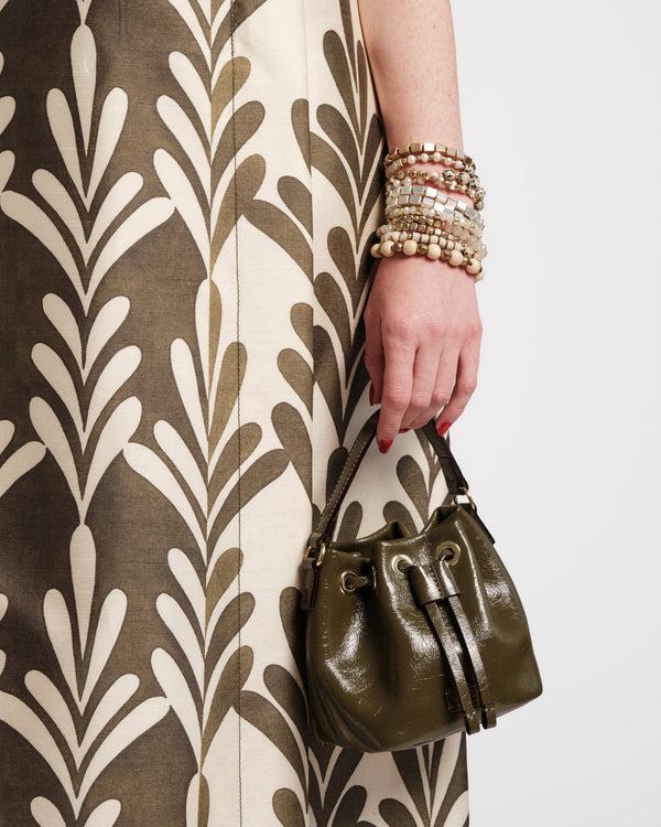 Frances Valentine Minnie Bucket