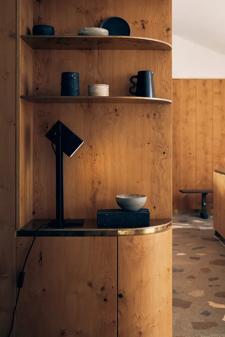 frandsen TABLE BF QUADRO