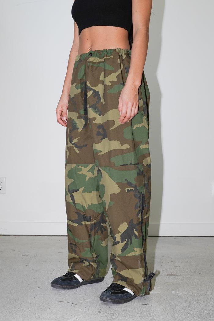 frankie Vintage Camo Outerwear Pants - M
