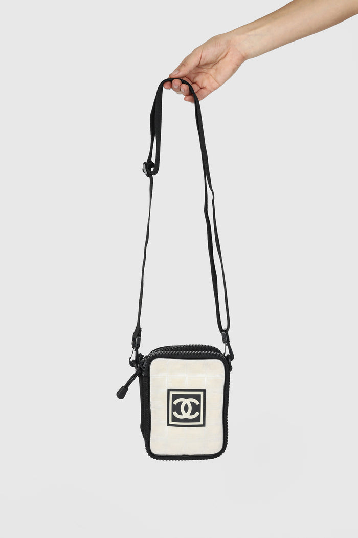Frankie Vintage Chanel Crossbody Bag