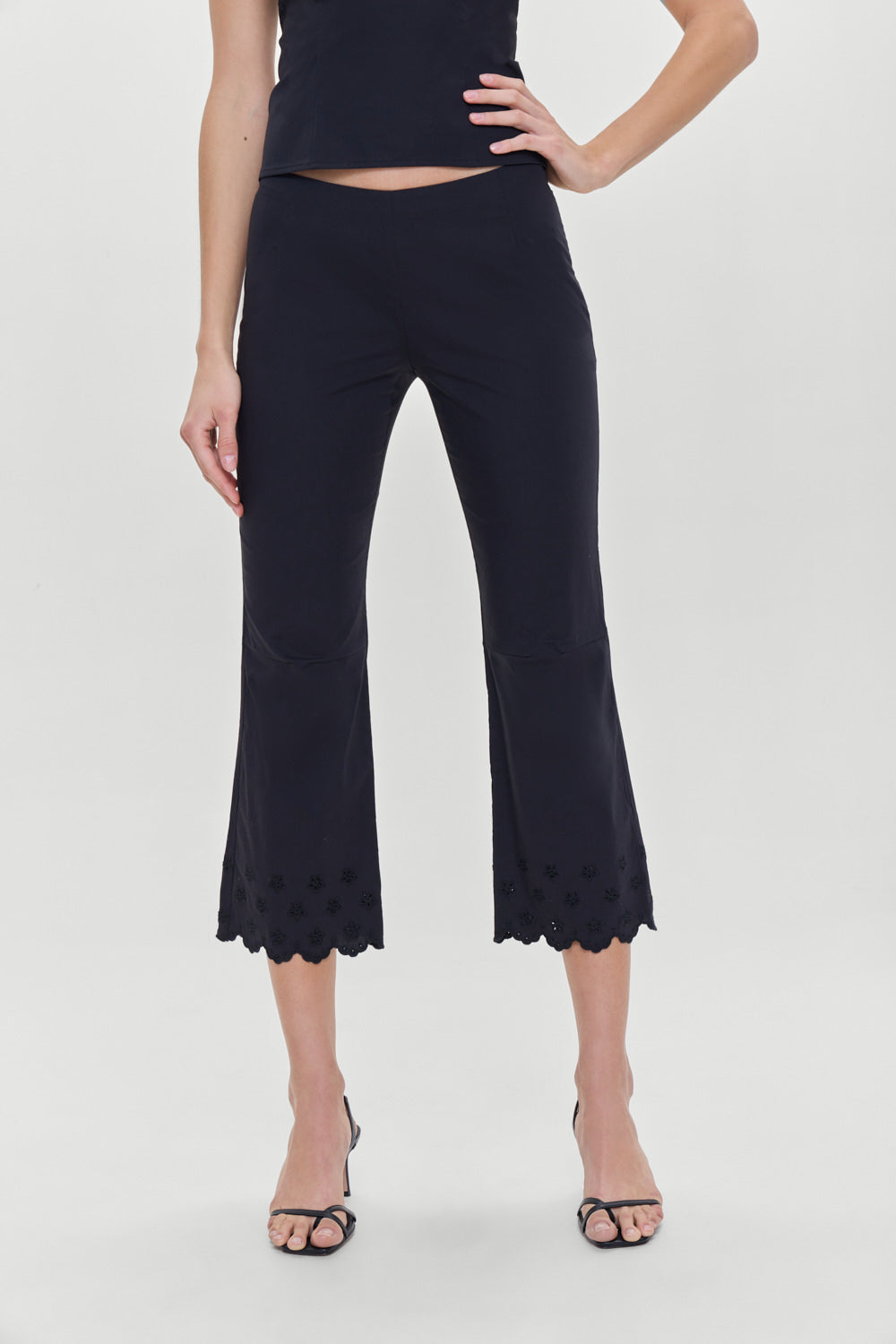 frankies bikinis Twilight Capri Pants Black