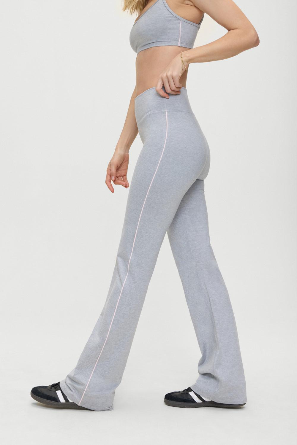 frankies bikinis Studio Flare Leggings Sunset Match