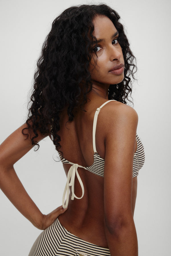 Frankies Bikinis X BELLA HADID Jolene Underwire Bikini Top Lasso