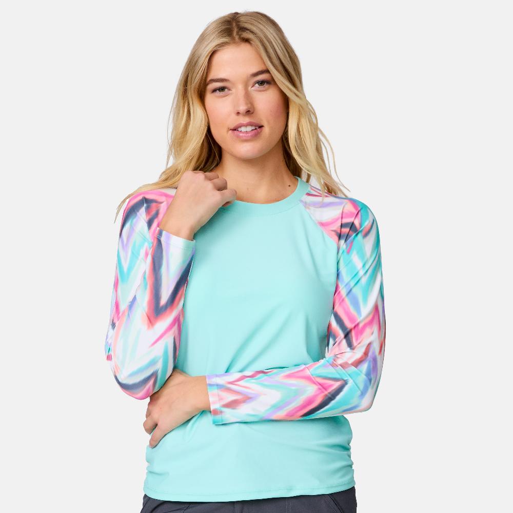 free country Women's Long Sleeve Swim Shirt with Built-in Bra Aruba Oasis Chevron