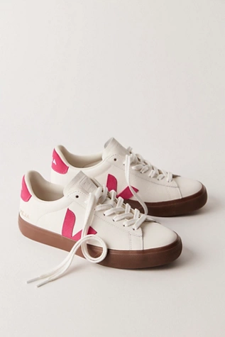 Free People Veja Campo Sneakers White / Pink/ Bark