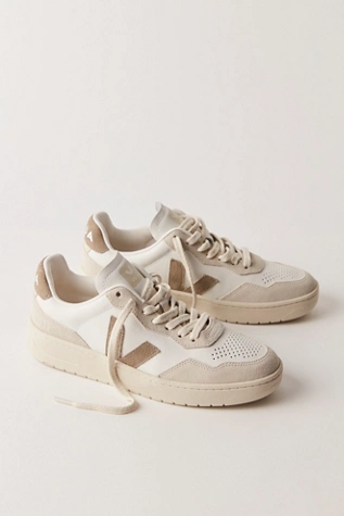 Free People Veja V-90 Sneakers White / Taupe