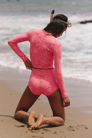 Free People Seea Palomar UV Protection Crop Top Rashguard Pink Glow