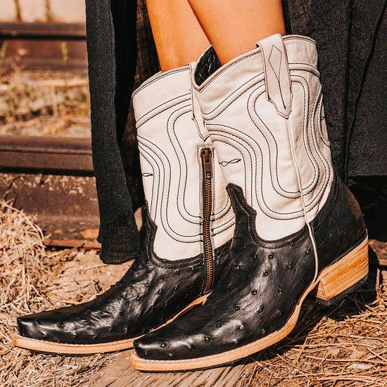 freebird Warrick - Black Ostrich Multi