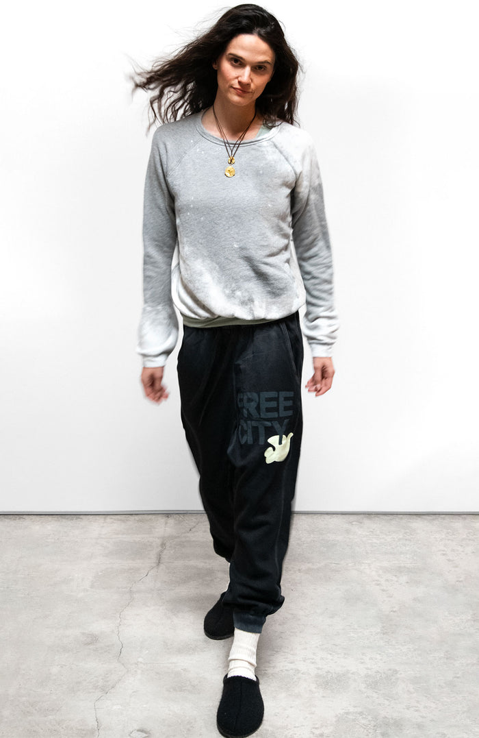 Freecity ARTISTSWANTED HEATHERYUMM BLEACHOUT Raglan - Heather Bleachout