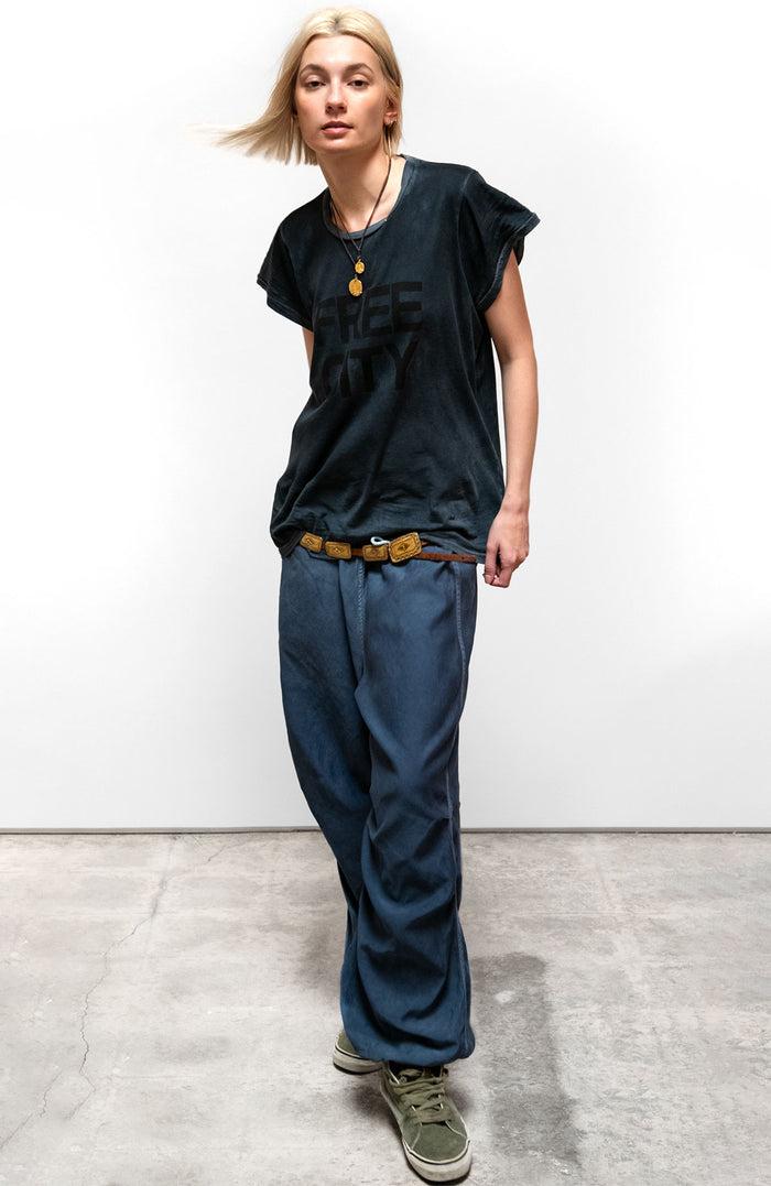 freecity FREECITY "the doing of it is the being of it" SUPERVINTAGE shortsleeve t - volcano powder