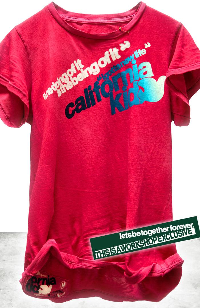 Freecity "WORKSHOP EXCLUSIVE" CANYONKID SUPERVINTAGE Shortsleeve T - Hotred Powder