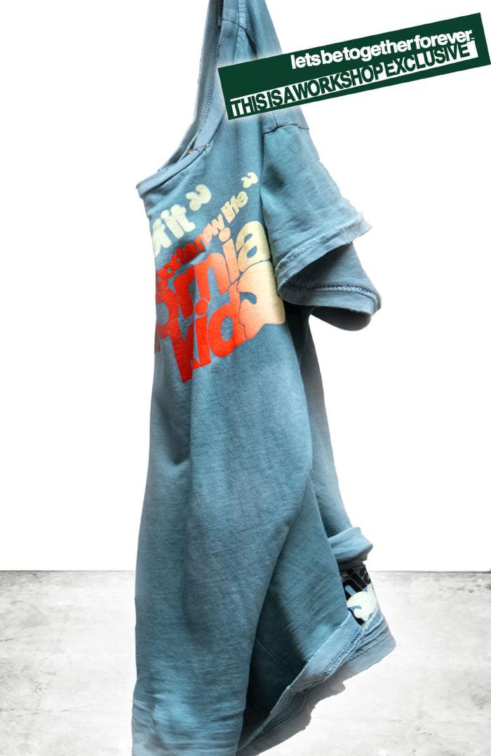 freecity "WORKSHOP EXCLUSIVE" CANYONKID SUPERVINTAGE shortsleeve t - bluedirt powder