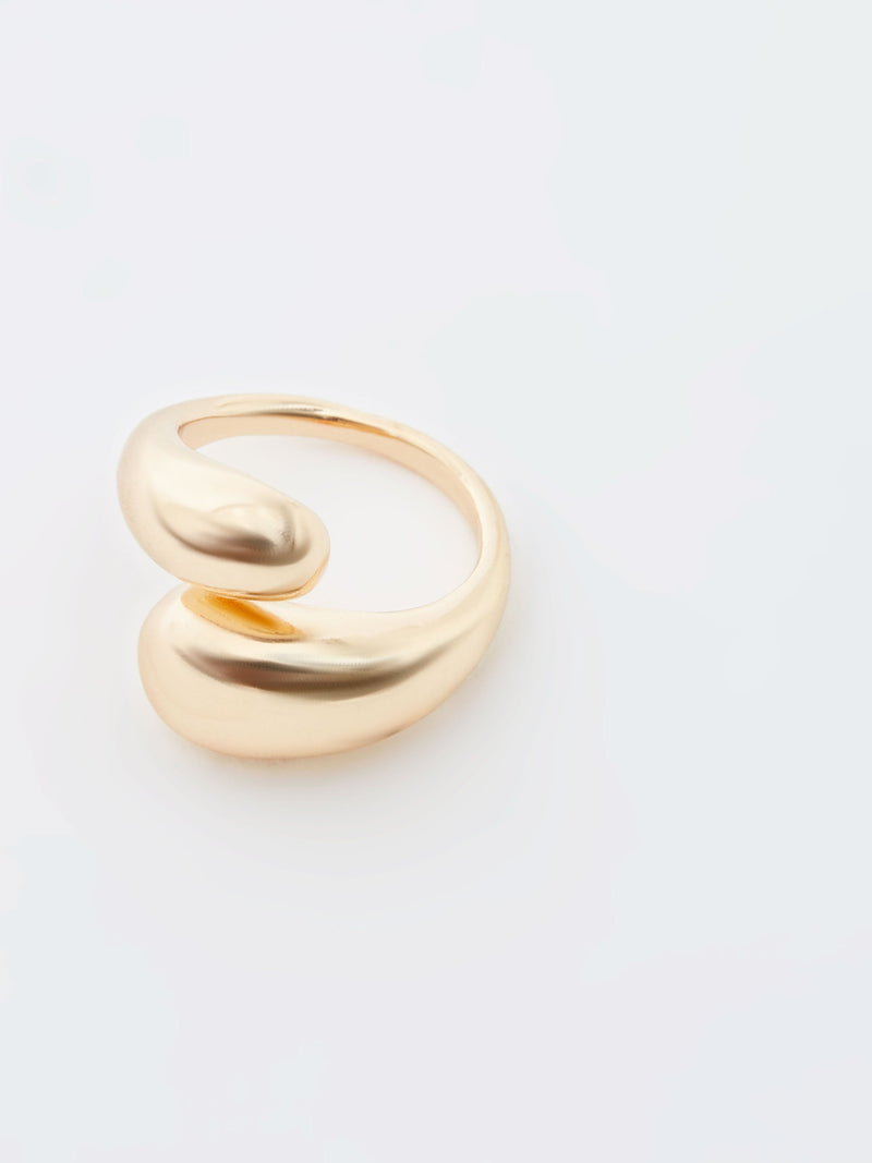 french connection Molten Twist Ring Gold