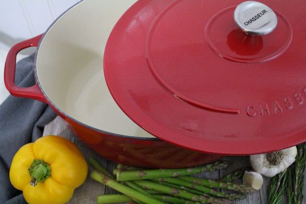 French Home Chasseur 7.25-quart Red French Enameled Cast Iron Oval Dutch Oven (CI-3733)