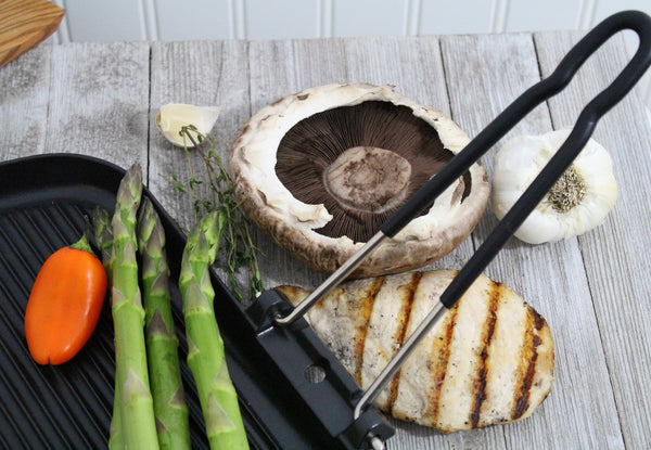 French Home Chasseur French Cast Iron Rectangle Grill With Folding Handle 14-inch Black