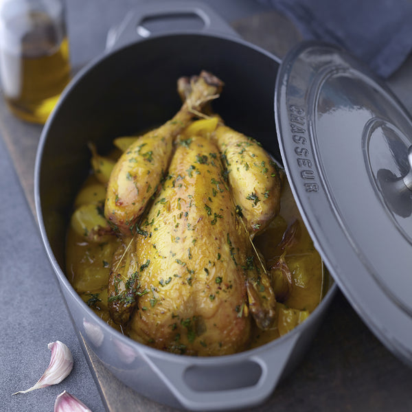 French Home Chasseur French Enameled Cast Iron Oval Dutch Oven 6-quart Caviar Grey