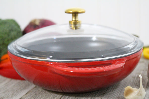 French Home Chasseur French Enameled Cast Iron Wok With Glass Lid 7-inch Diameter Red