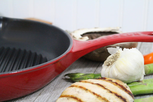 French Home Chasseur French Round Enameled Cast Iron Grill Pan 10-inch Red