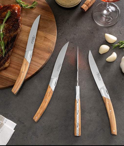French Home Goyon-Chazeau Set Of 4 Pirou Castle Steak Knives With Olive Wood Handles