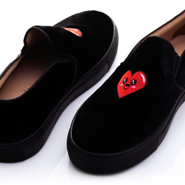 French Sole Board Walker Black Velvet With Heart Embroidery (BW65)