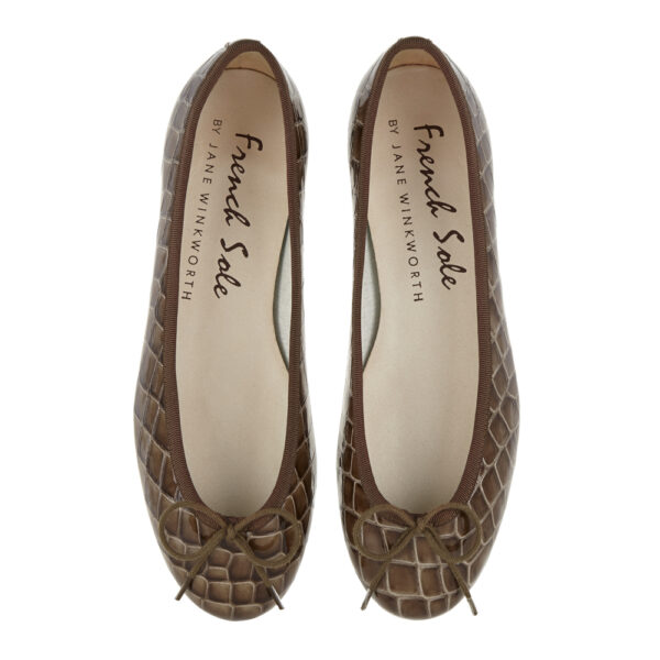 french sole Henrietta Brown Patent Crocodile (HE921)