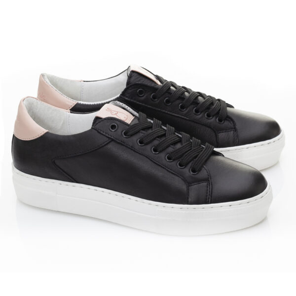 French Sole Moocher In Black Leather (MCH08)