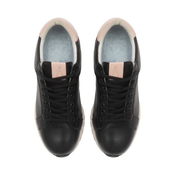 french sole Moocher in Black Leather/Sporty Sole (MCH112)