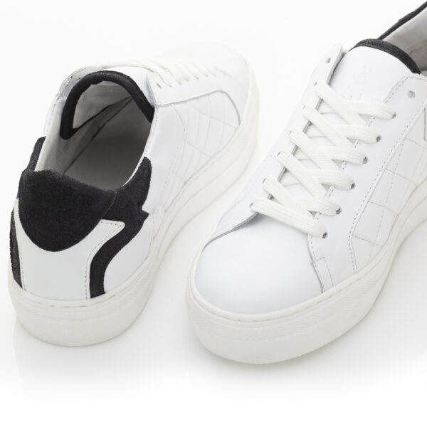 French Sole Moocher In White Quilted Leather/Black Heel(MCH06)