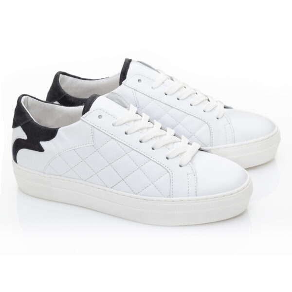 French Sole Moocher In White Quilted Leather/Black Heel(MCH06)