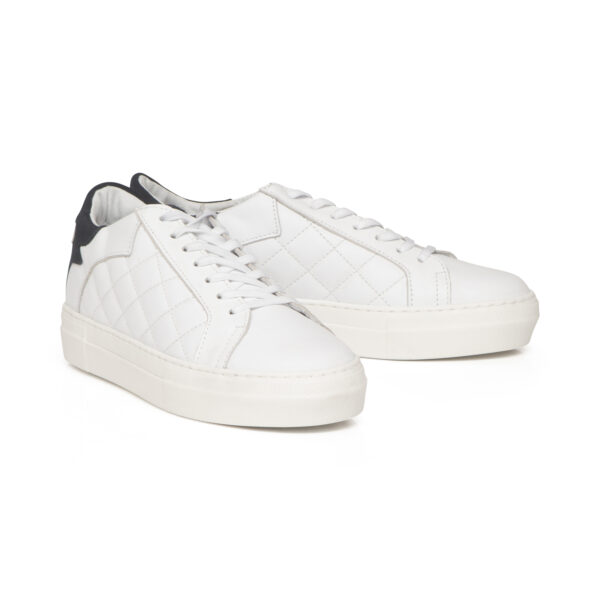 French Sole Moocher In White Quilted Leather With Black Details (MCH113)