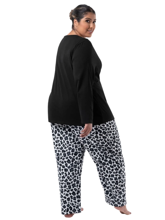 Fruit Of The Loom Women's Plus Fit For Me® Fleece Top And Bottom