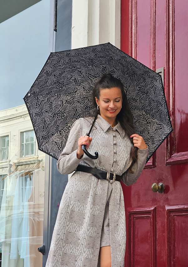 Fulton Umbrellas Span Class="mob-item-title">Bloomsbury 2 - Animal Mix