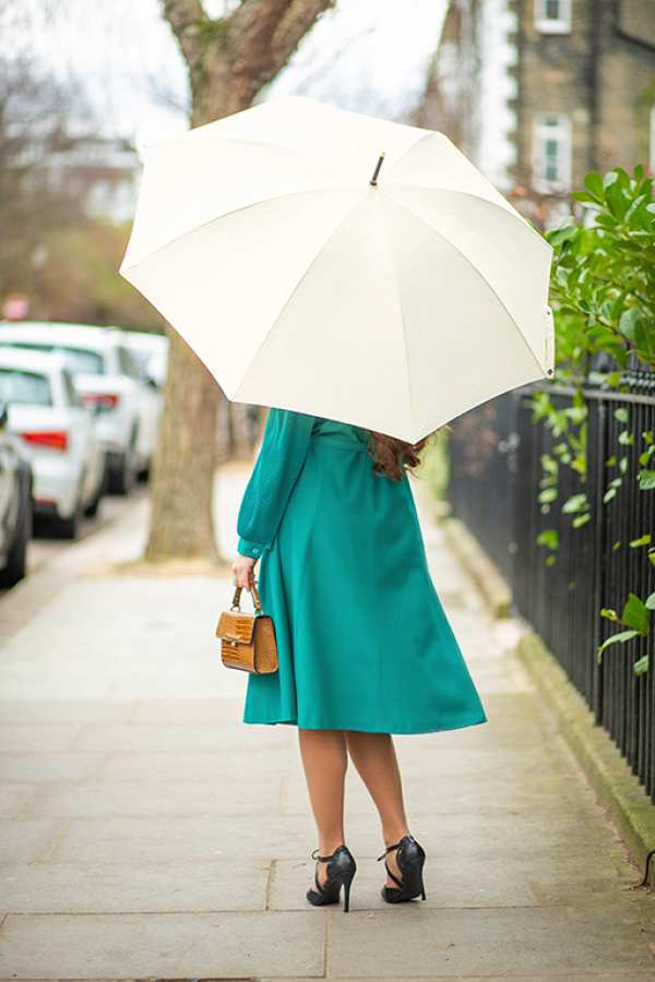 Fulton Umbrellas Span Class="mob-item-title">Commissioner 1 - Cream