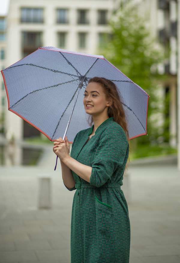 Fulton Umbrellas Span Class="mob-item-title">Minilite 2 - Houndstooth Red Border