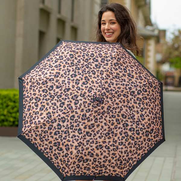 Fulton Umbrellas Span Class="mob-item-title">Minilite 2 - Painted Leopard