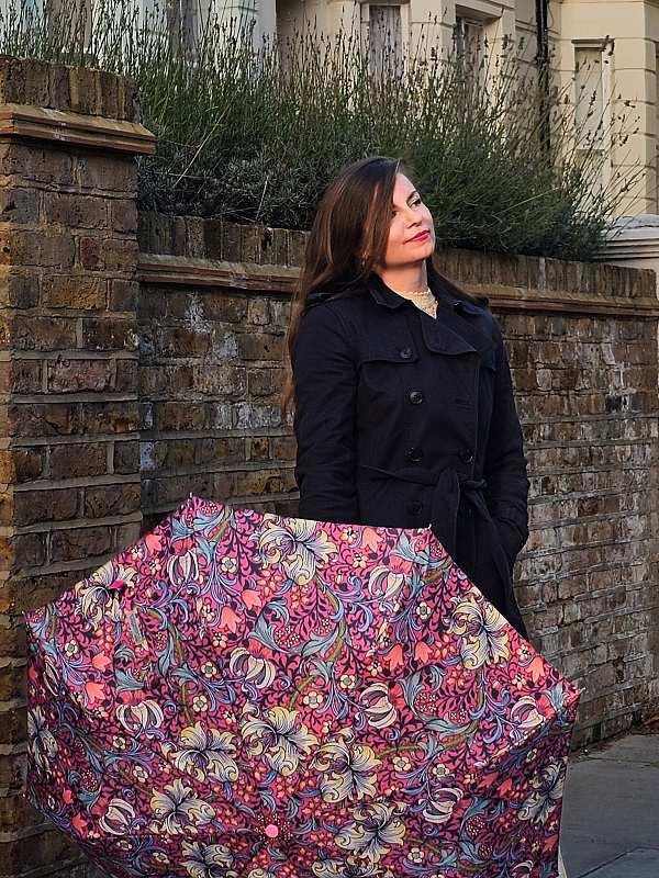 Fulton Umbrellas Span Class="mob-item-title">Morris & Co. Minilite UV - Golden Lily Pink