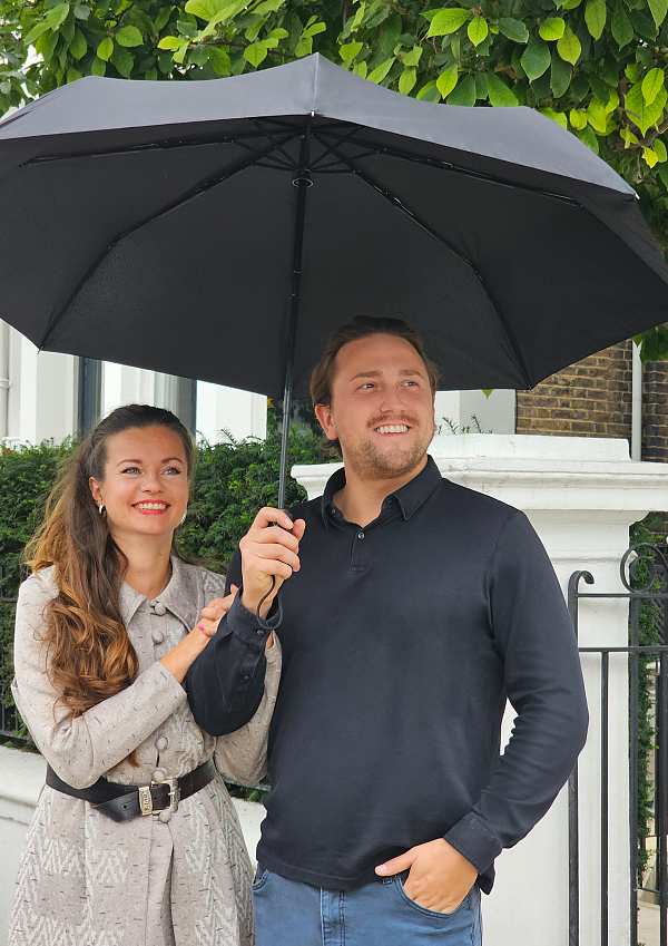 Fulton Umbrellas Span Class="mob-item-title">Open & Close Jumbo 1 - Black