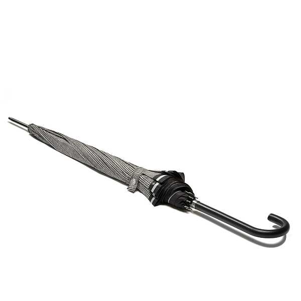 Fulton Umbrellas Span Class="mob-item-title">Riva Auto 2 - Prince Of Wales Stripe