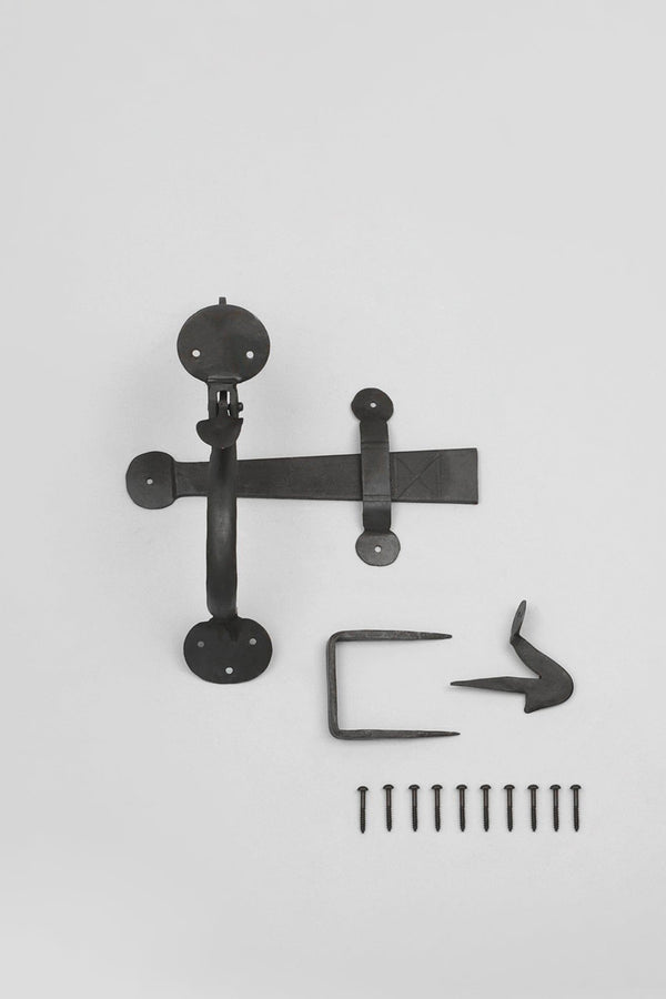 G Decor 18" Coinbase Hand Forged T Hinges Pair & Suffolk Thumb Latch Door Set In Beeswax And Black Finish Beeswax