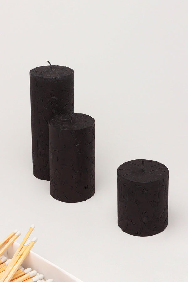 g decor Adelle Obsidian Matte Signature Waxwork Pillar Candle in Deep Black Small