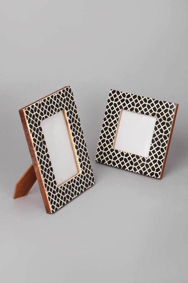 G Decor Black Lace Handcrafted Photo Frame Snake Skin Picture Display Small