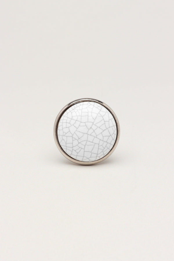 G Decor Charming Crackle Glazed Door Knobs With Chrome Base Cream