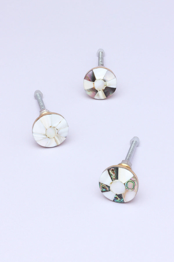 g decor Cordelia Handcrafted Mother Of Pearl With Brass Gold Finish Pull Door Knob White